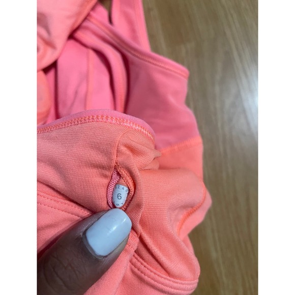 lululemon tank top size 6 - Picture 4 of 4